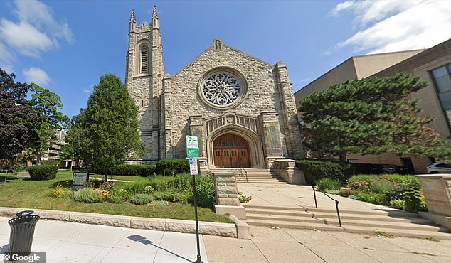 The First United Church of Oak Park announced that for 2022 the church would do a mix of giving something up and taking something on for Lent